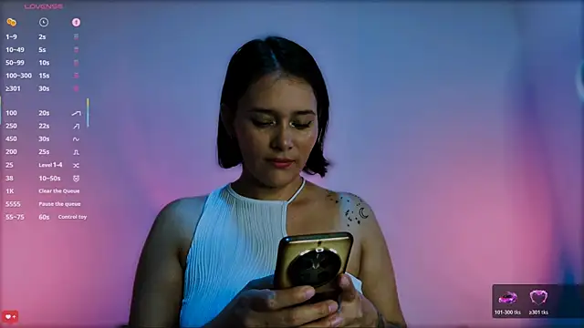 Snapshot of ScarlettRedsins chatting on February 10, 2026, 11:53 pm ScarlettRedsins online show from February 10, 2026, 11:53 pm