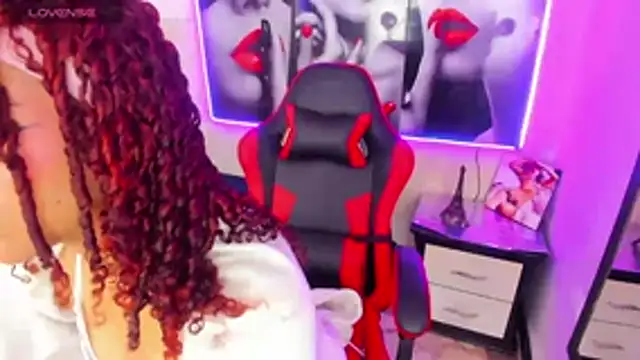 Snapshot of dolly_boob chatting on January 13, 2026, 3:45 am dolly boob online show from January 13, 2026, 3:45 am