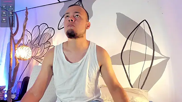 maaxtaylor  online show from January 11, 2026, 11:04 am