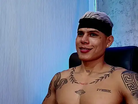 Snapshot of oruz_stud chatting on February 5, 2026, 1:38 pm oruz stud online show from February 5, 2026, 1:38 pm