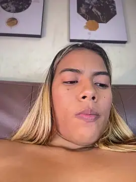 Snapshot of MiaSizzle chatting on January 31, 2026, 7:11 pm MiaSizzle online show from January 31, 2026, 7:11 pm