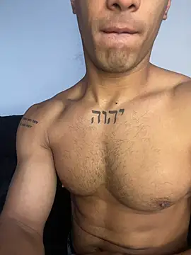 Maicol xxxx online show from February 19, 2026, 12:45 pm