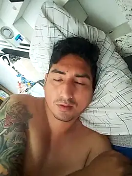 Yrresistible666 online show from January 13, 2026, 3:39 pm