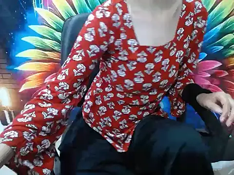 Farhana beautyfull online show from May 19, 2026, 4:52 am