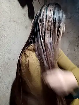 Snapshot of yula-bi chatting on January 8, 2026, 2:03 am yula-bi online show from January 8, 2026, 2:03 am