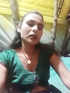 Snapshot of Cuty_priti chatting on April 3, 2026, 4:49 pm Cuty priti online show from April 3, 2026, 4:49 pm