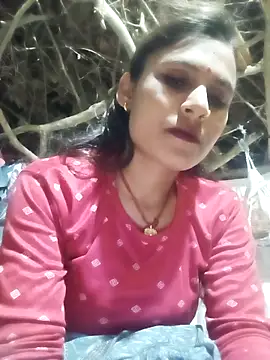 Snapshot of Cuty_priti chatting on April 20, 2026, 5:48 pm Cuty priti online show from April 20, 2026, 5:48 pm