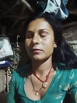 Snapshot of Cuty_priti chatting on May 25, 2026, 7:42 pm Cuty priti online show from May 25, 2026, 7:42 pm