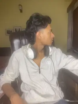 tooexpensive online show from December 20, 2025, 7:21 pm