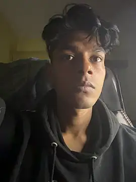 Snapshot of tooexpensive chatting on February 14, 2026, 5:10 pm tooexpensive online show from February 14, 2026, 5:10 pm