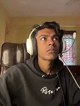 Snapshot of tooexpensive chatting on February 16, 2026, 3:35 am tooexpensive online show from February 16, 2026, 3:35 am