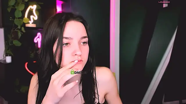 lole ti online show from April 12, 2026, 5:51 pm