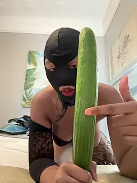 Snapshot of cassie_miller_velvet chatting on January 18, 2026, 12:53 pm cassie miller velvet online show from January 18, 2026, 12:53 pm