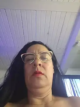 Snapshot of KiaraFoster chatting on July 16, 2026, 12:00 pm KiaraFoster online show from July 16, 2026, 12:00 pm