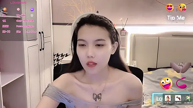 Snapshot of zhnmjx2025 chatting on April 26, 2026, 12:14 pm zhnmjx2025 online show from April 26, 2026, 12:14 pm