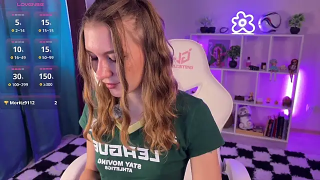 KellySunn online show from July 10, 2026, 8:07 am