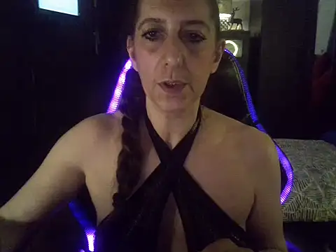 labelgecoquine online show from November 4, 2025, 7:35 pm