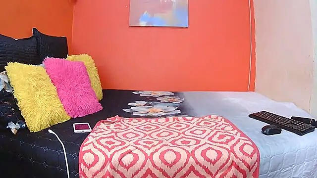 LeehXX 1 online show from January 14, 2026, 3:06 pm