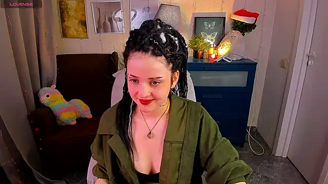 Snapshot of SarahShelby chatting on January 16, 2026, 10:30 am SarahShelby online show from January 16, 2026, 10:30 am