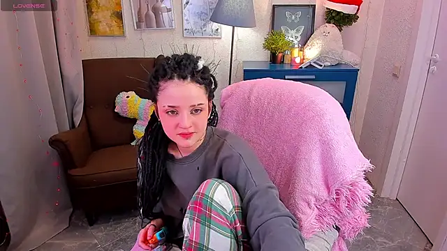 Snapshot of SarahShelby chatting on January 18, 2026, 11:03 am SarahShelby online show from January 18, 2026, 11:03 am