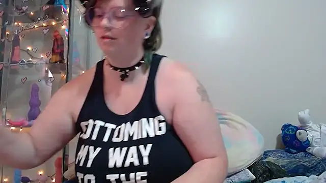 Pupghostt online show from April 10, 2026, 12:54 pm