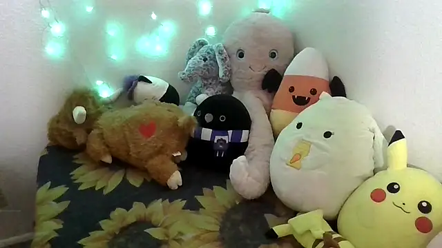 Snapshot of GabbyDaniella chatting on February 19, 2026, 7:04 am GabbyDaniella online show from February 19, 2026, 7:04 am