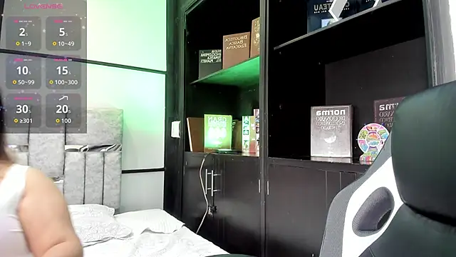 Snapshot of AmbarBrownn_ chatting on February 18, 2026, 8:49 pm AmbarBrownn online show from February 18, 2026, 8:49 pm