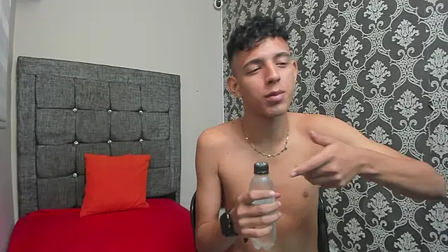 Snapshot of Danny_Horny20 chatting on February 28, 2026, 12:17 pm Danny Horny20 online show from February 28, 2026, 12:17 pm