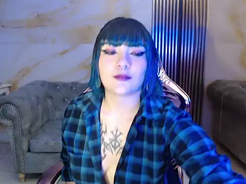 blue navy s online show from December 21, 2025, 8:38 pm