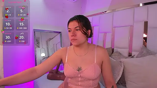 Snapshot of nora_zap chatting on March 3, 2026, 4:35 pm nora zap online show from March 3, 2026, 4:35 pm