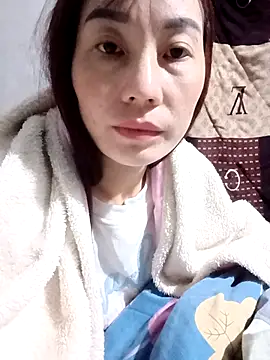 Snapshot of boiboi001 chatting on January 7, 2026, 8:00 pm boiboi001 online show from January 7, 2026, 8:00 pm