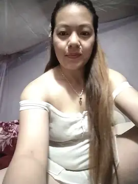 Snapshot of Lucky_cutee chatting on June 26, 2026, 12:59 am Lucky cutee online show from June 26, 2026, 12:59 am