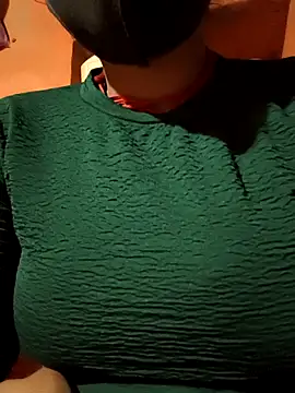 Snapshot of Madhu_cute chatting on February 12, 2026, 5:08 pm Madhu cute online show from February 12, 2026, 5:08 pm