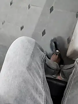 hydhunk26 online show from January 9, 2026, 1:03 pm