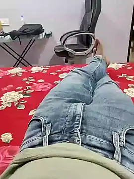 Snapshot of hydhunk26 chatting on February 27, 2026, 7:19 am hydhunk26 online show from February 27, 2026, 7:19 am