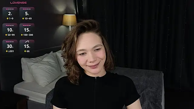 Snapshot of NovaEva_ chatting on May 19, 2026, 12:05 am NovaEva online show from May 19, 2026, 12:05 am