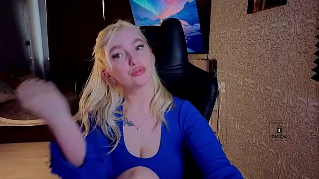 Eva Vibe  online show from May 14, 2026, 11:39 am