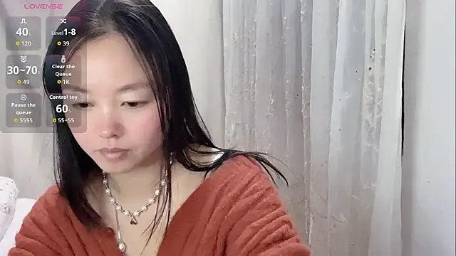 Yuer-77 online show from January 7, 2026, 11:23 am