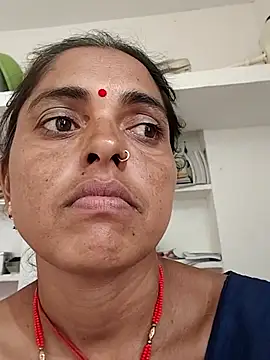 Snapshot of Mahima_rani34 chatting on August 4, 2026, 9:34 am Mahima rani34 online show from August 4, 2026, 9:34 am