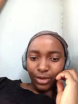 Snapshot of ShyNaughtyBabe chatting on January 13, 2026, 10:31 am ShyNaughtyBabe online show from January 13, 2026, 10:31 am