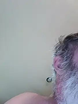 FragrantToe529 online show from May 28, 2026, 2:36 pm