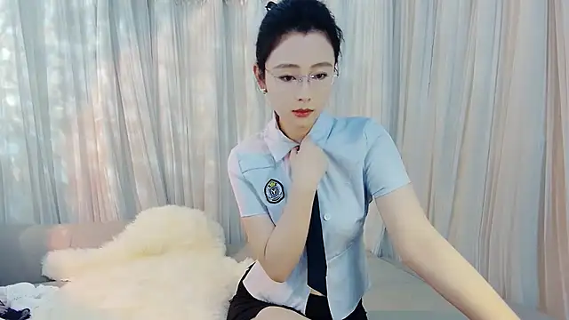 HCOCO online show from April 1, 2026, 1:34 pm