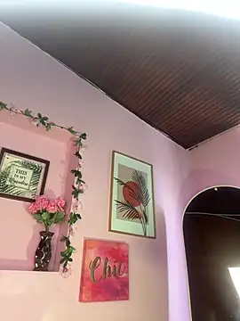  zoe bakerr online show from February 20, 2026, 2:50 pm