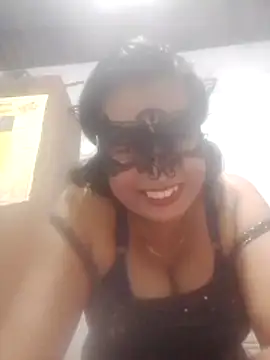 sexyanusl online show from April 6, 2026, 4:30 pm