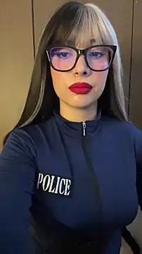 EmmaInPink online show from February 24, 2026, 3:21 pm