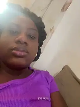 amorasecy online show from January 15, 2026, 9:58 am