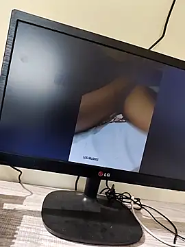 Snapshot of daddy_raj1208 chatting on December 23, 2025, 10:46 am daddy raj1208 online show from December 23, 2025, 10:46 am