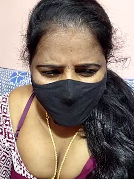 Snapshot of siri_tamiltelugu chatting on February 6, 2026, 4:43 pm siri tamiltelugu online show from February 6, 2026, 4:43 pm