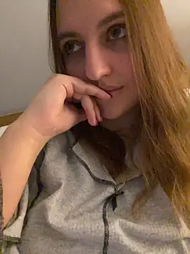 AliceAlicee online show from January 11, 2026, 10:48 pm