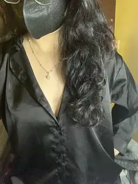 Sofiababy22 online show from February 12, 2026, 11:00 pm